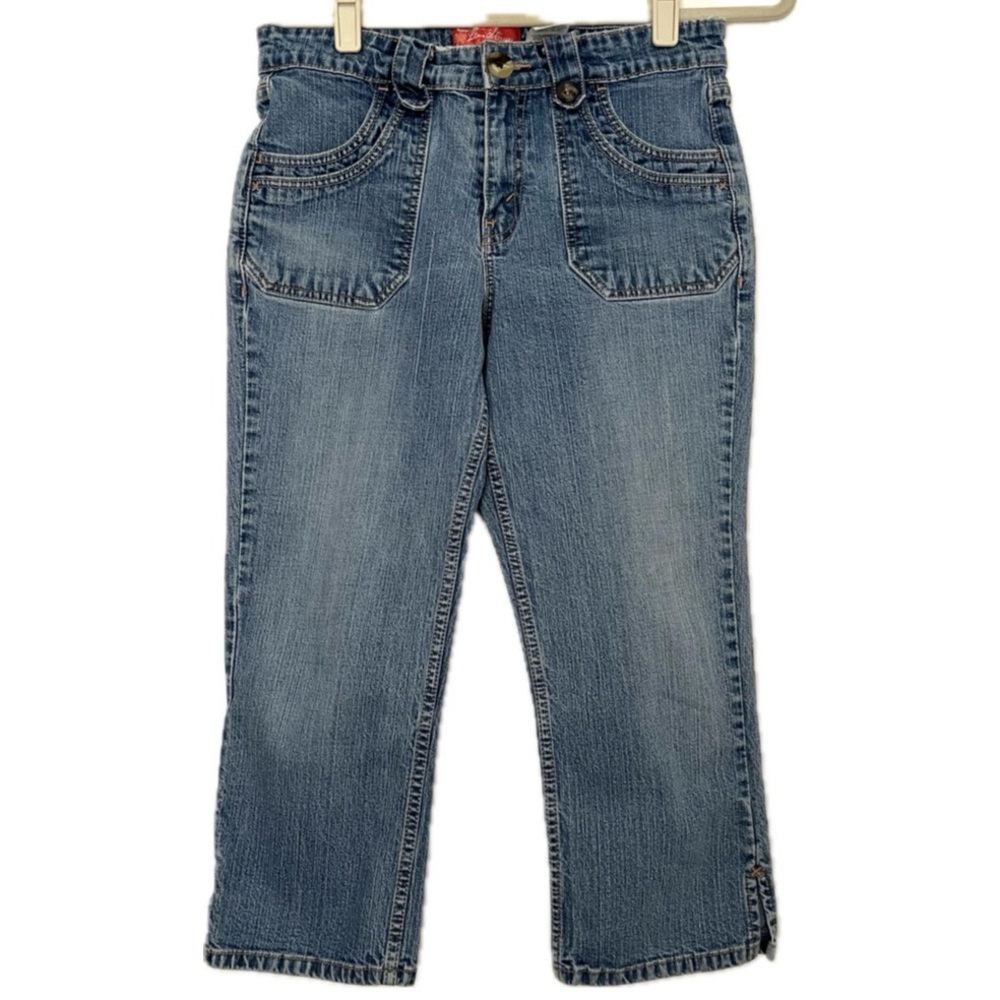 Vintage Y2K Levi Strauss Women’s Denim Capris